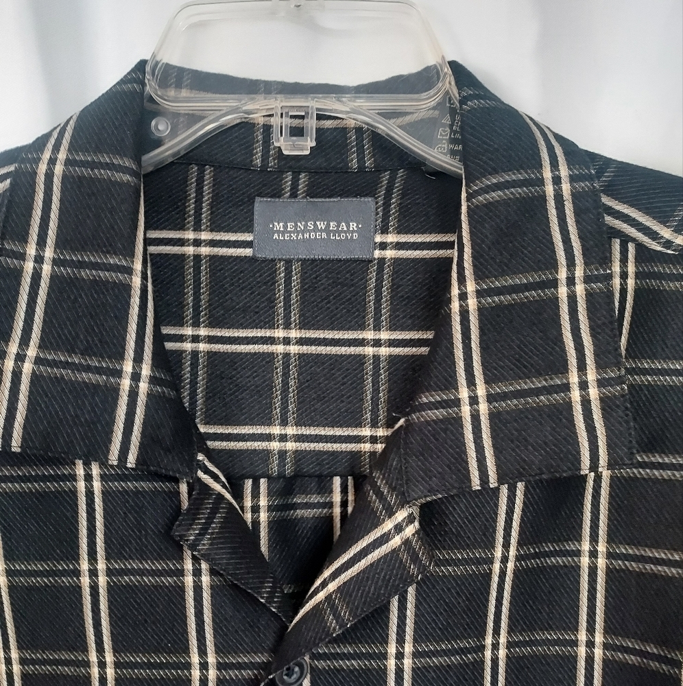 Menswear Alexander Lloyd  black/tan plaid. Size Big 2X.